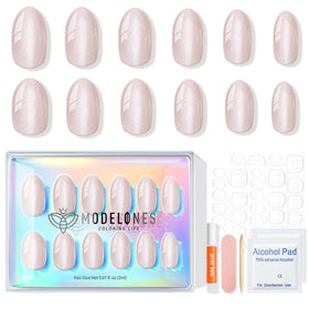 modelones Cat Eye Press on Nails applied on fingers