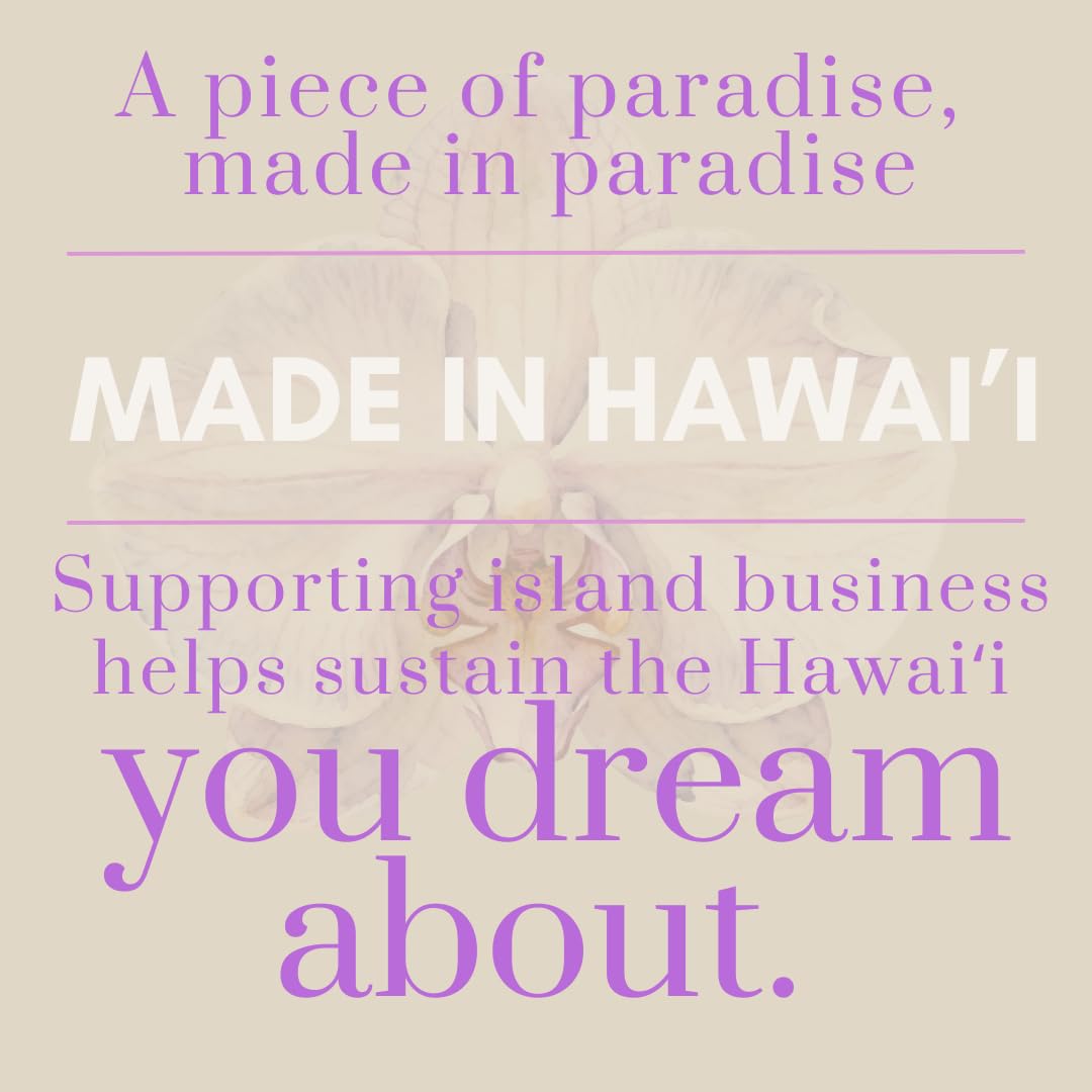 MOEA HAWAII Tahitian Vanilla Perfume Oil Roller with floral background