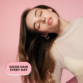 MONDAY HAIRCARE Clarify Shampoo showing texture