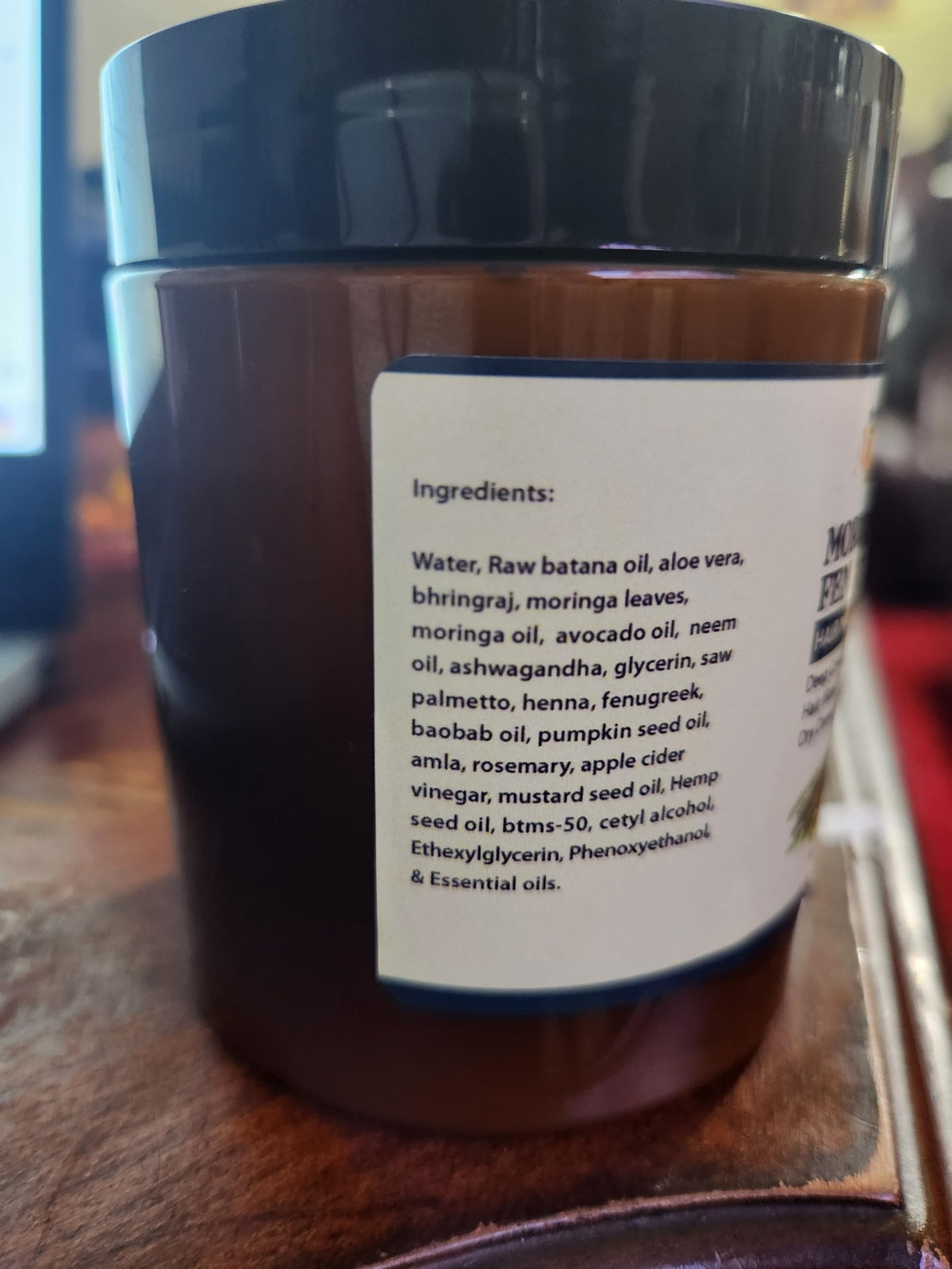 Moringa & Fenugreek Hair Mask application on hair
