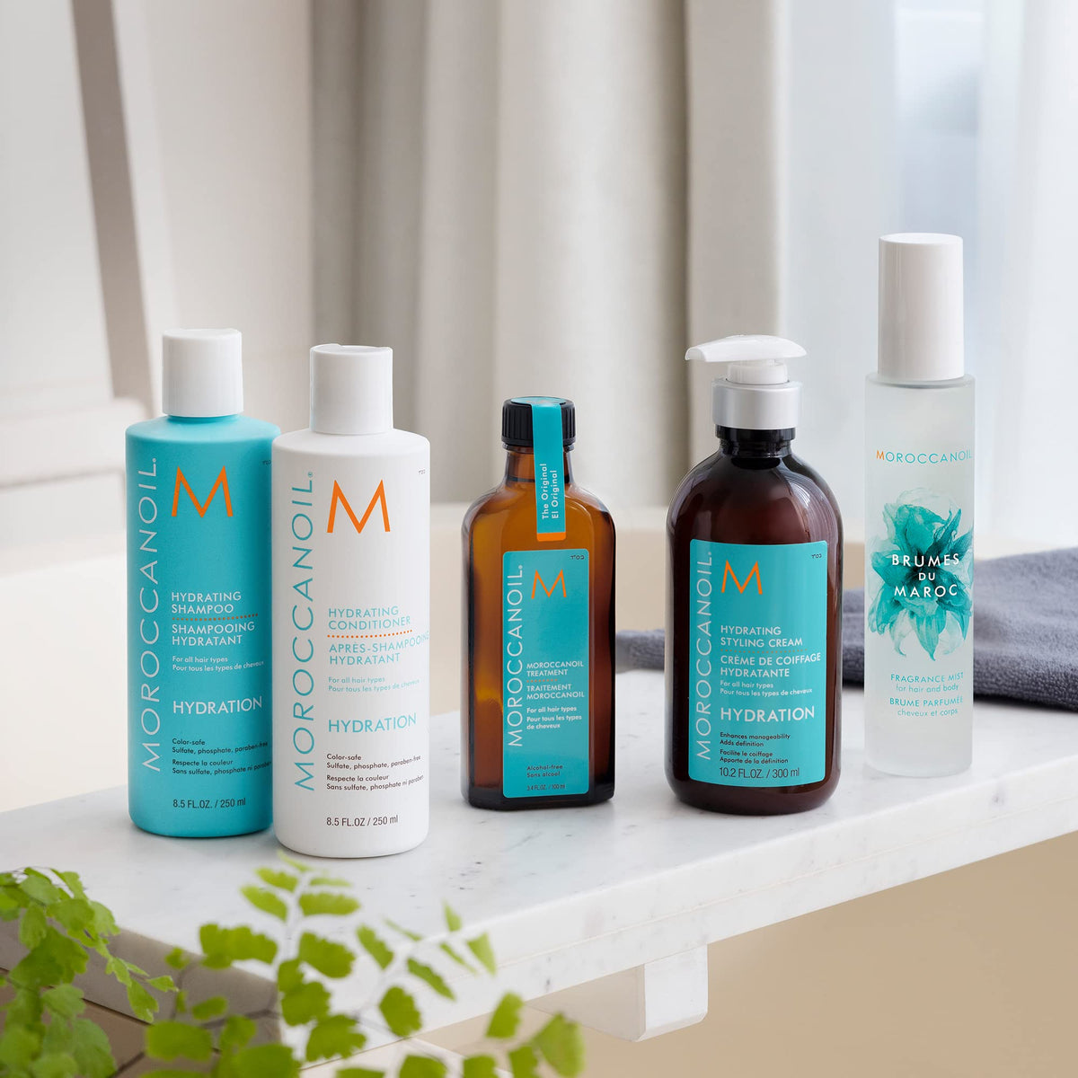 Moroccanoil Hydrating Shampoo with other hair care products