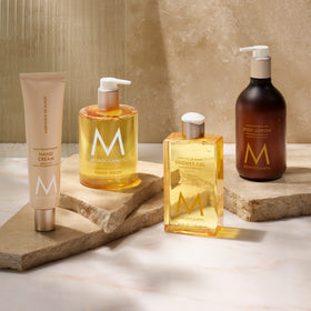 Moroccanoil Shower Gel Ambiance de Plage with essential oils