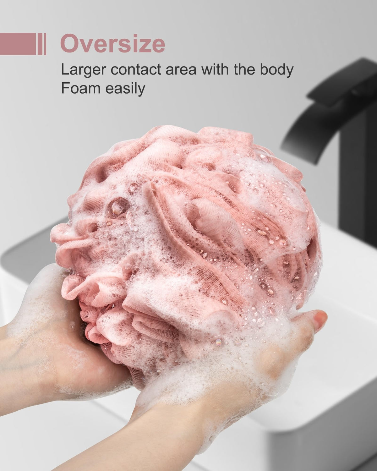 MTDLYICE XXL Large Loofah Sponge 100g side view with braided hanging rope