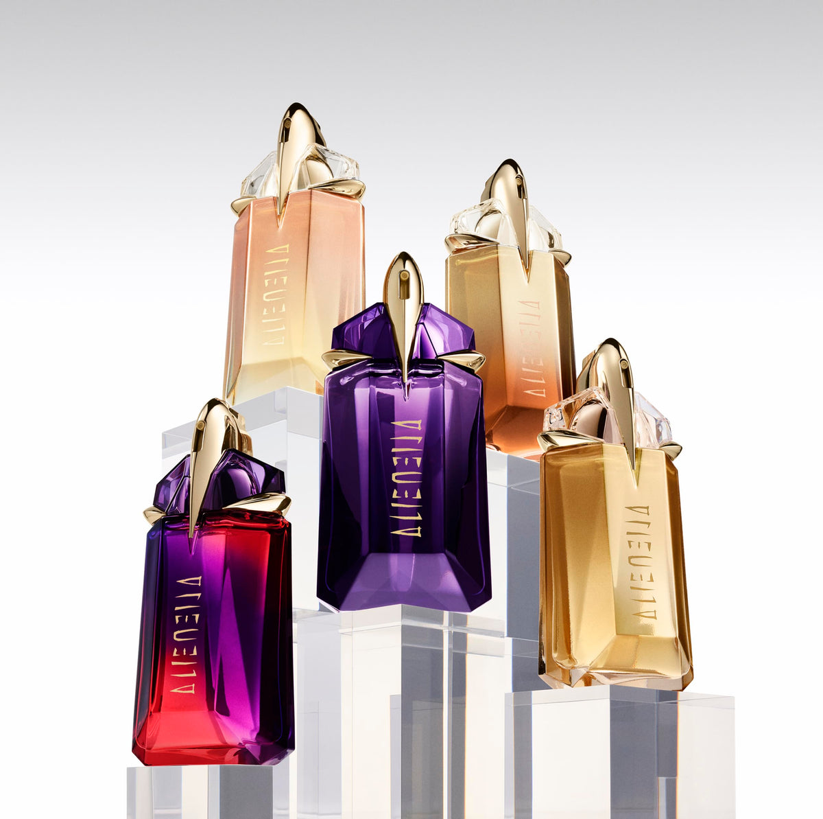 Mugler Alien Goddess Eau de Parfum with jasmine flowers