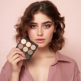 MYSTER ROSEY Neutral Eyeshadow Palette packaging display