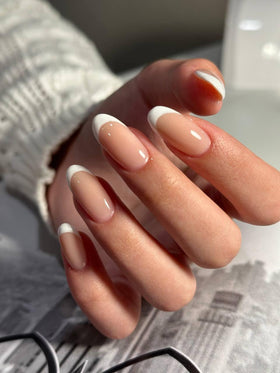 Nail extension using IN.HYPE Hard Builder Gel