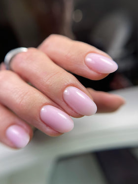 Nail extensions created with IN.HYPE Hard Builder Gel