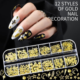 Nail pearls and flower charms for creative designs