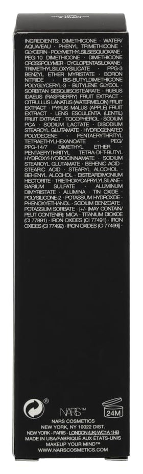 NARS Natural Radiant Longwear Foundation Mont Blanc lifestyle scene