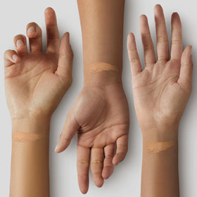 NARS Radiant Creamy Concealer Medium 2 Ginger texture swatch