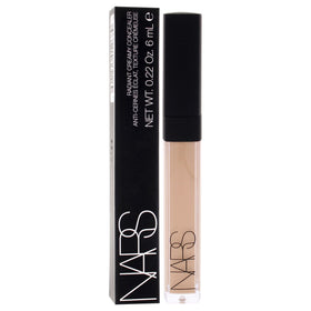 NARS Radiant Creamy Concealer No. 1.5 Macadamia applicator tip