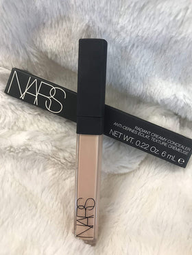 NARS Radiant Creamy Concealer No. 2.5 Creme Brulee swatch on skin
