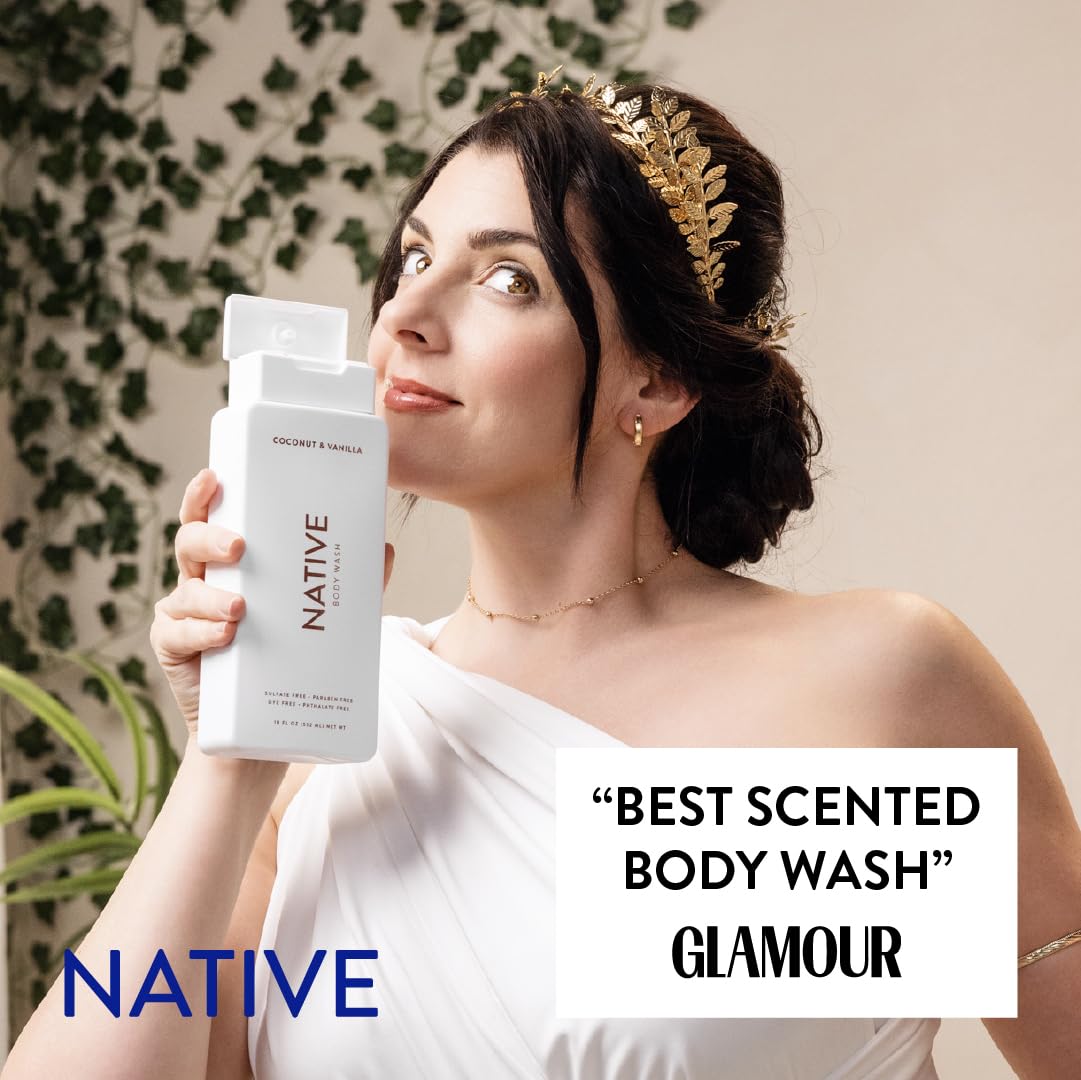 Native Body Wash Grapefruit & Bergamot with fresh grapefruit