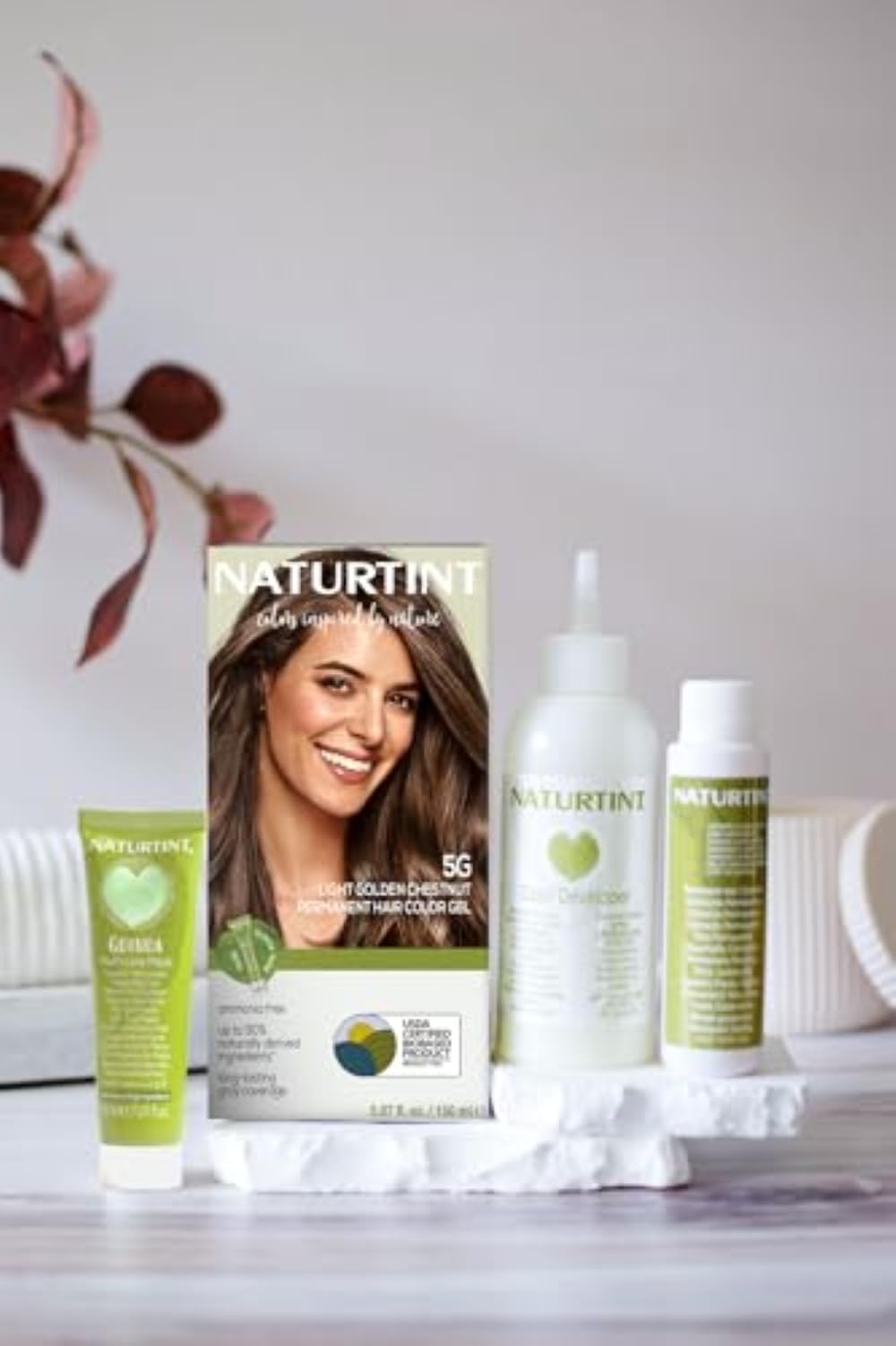 Naturtint 5G Light Golden Chestnut hair colour swatch on hair