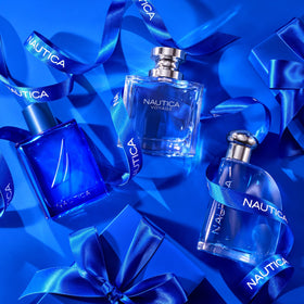 Nautica Blue Eau de Toilette with fresh flowers
