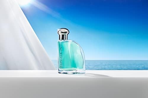 Nautica Classic Eau de Toilette with fresh citrus fruits