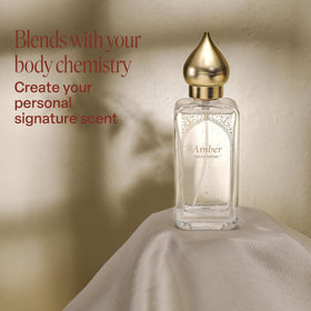 Nemat Amber Eau de Parfum Spray 50 ml spray nozzle close-up