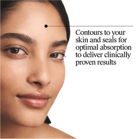 Neutrogena Hydro support Hydrating Face Mask applied on a model