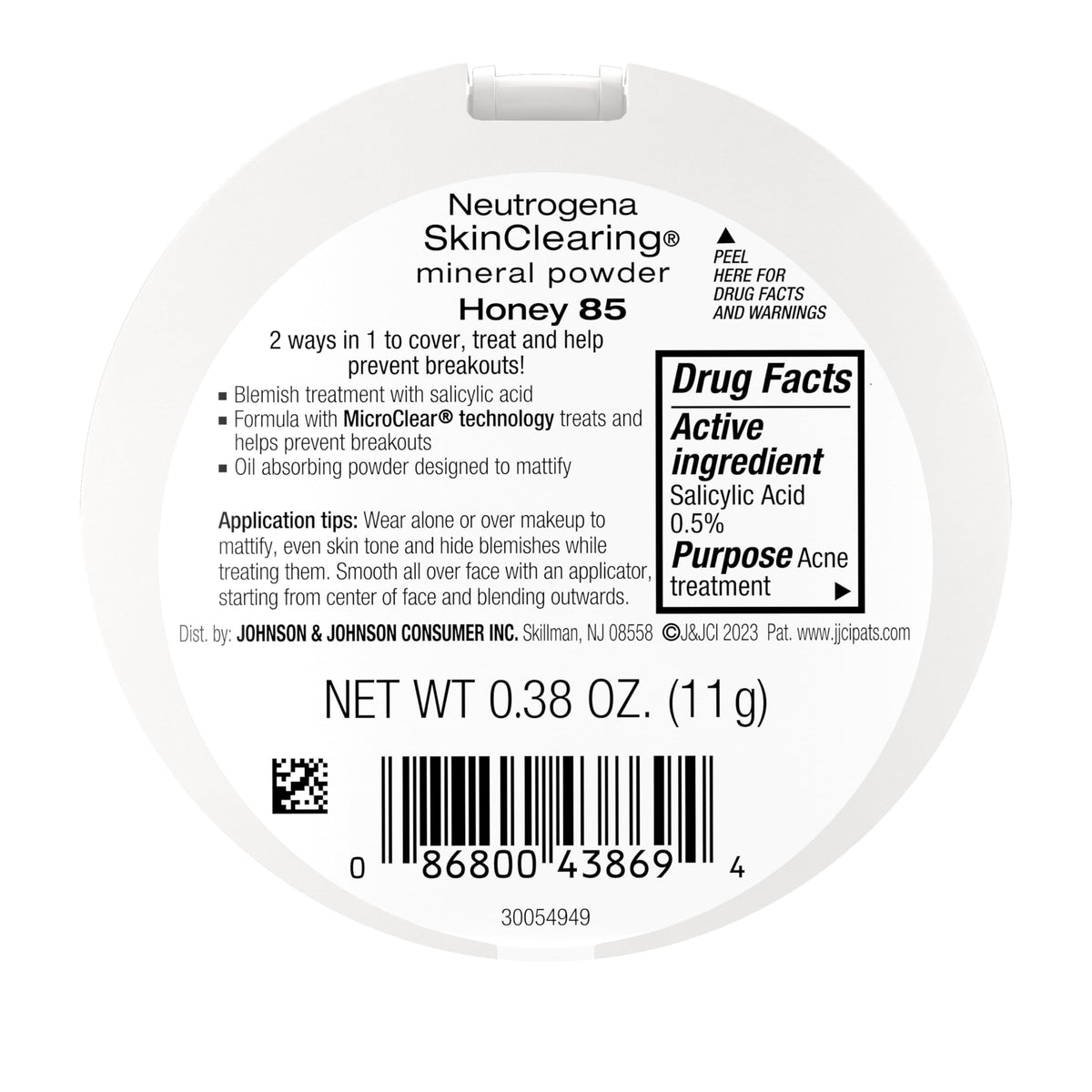 Neutrogena SkinClearing Pressed Mineral Powder Honey 85 texture close-up