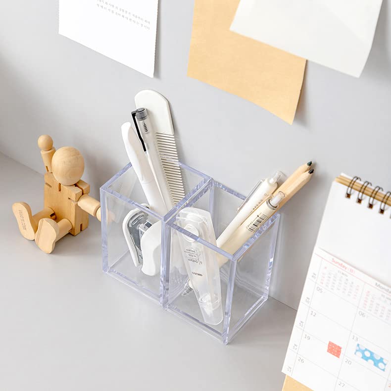 Newkita acrylic holder cup with lipsticks and nail polishes