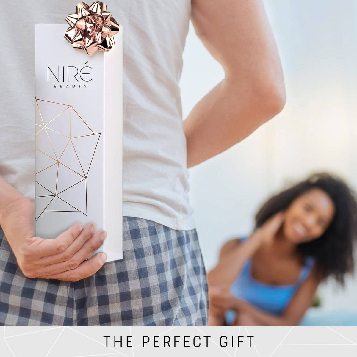 Niré makeup brush set with cleaning guide and pro tips