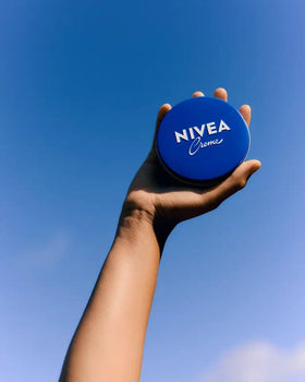 NIVEA Creme texture close-up