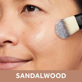 No7 Lift & Luminate Serum Foundation 30ml bottle side view