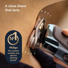 Norelco i9000 Electric Shaver with accessories including beard styler