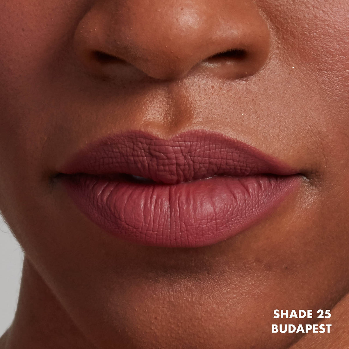 NYX Soft Matte Lip Cream Budapest applicator close-up