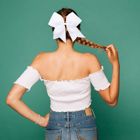 OAOLEER cheer hair bows packaged in a clear box