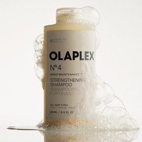 Olaplex N°.4 Bond Maintenance Shampoo 525 mL with lather