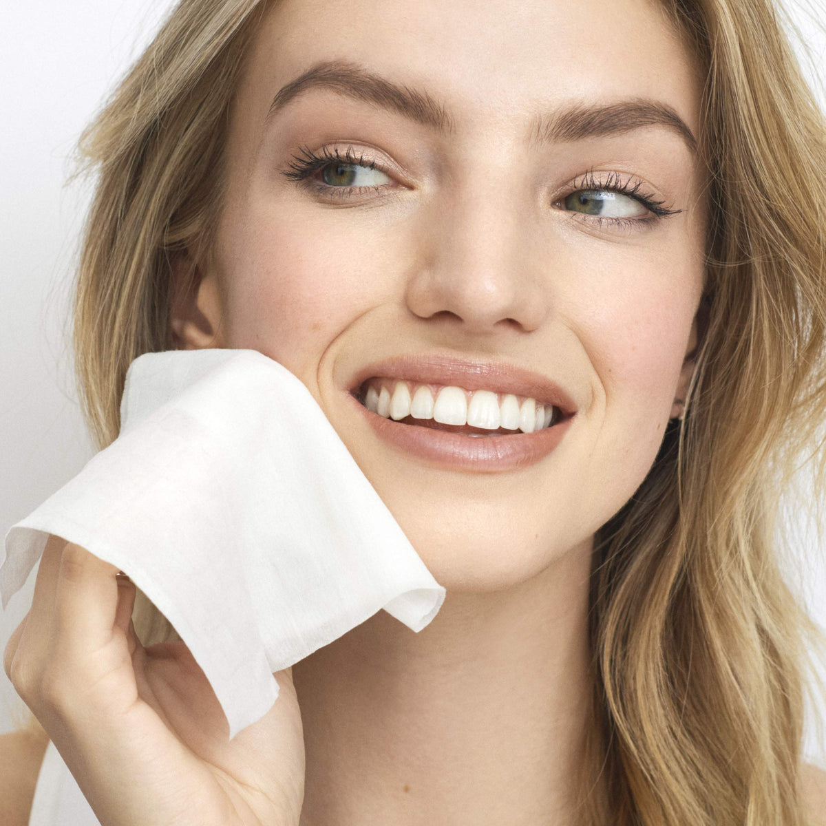 Olay Cleanse Makeup Remover Wipes opened with a cloth visible