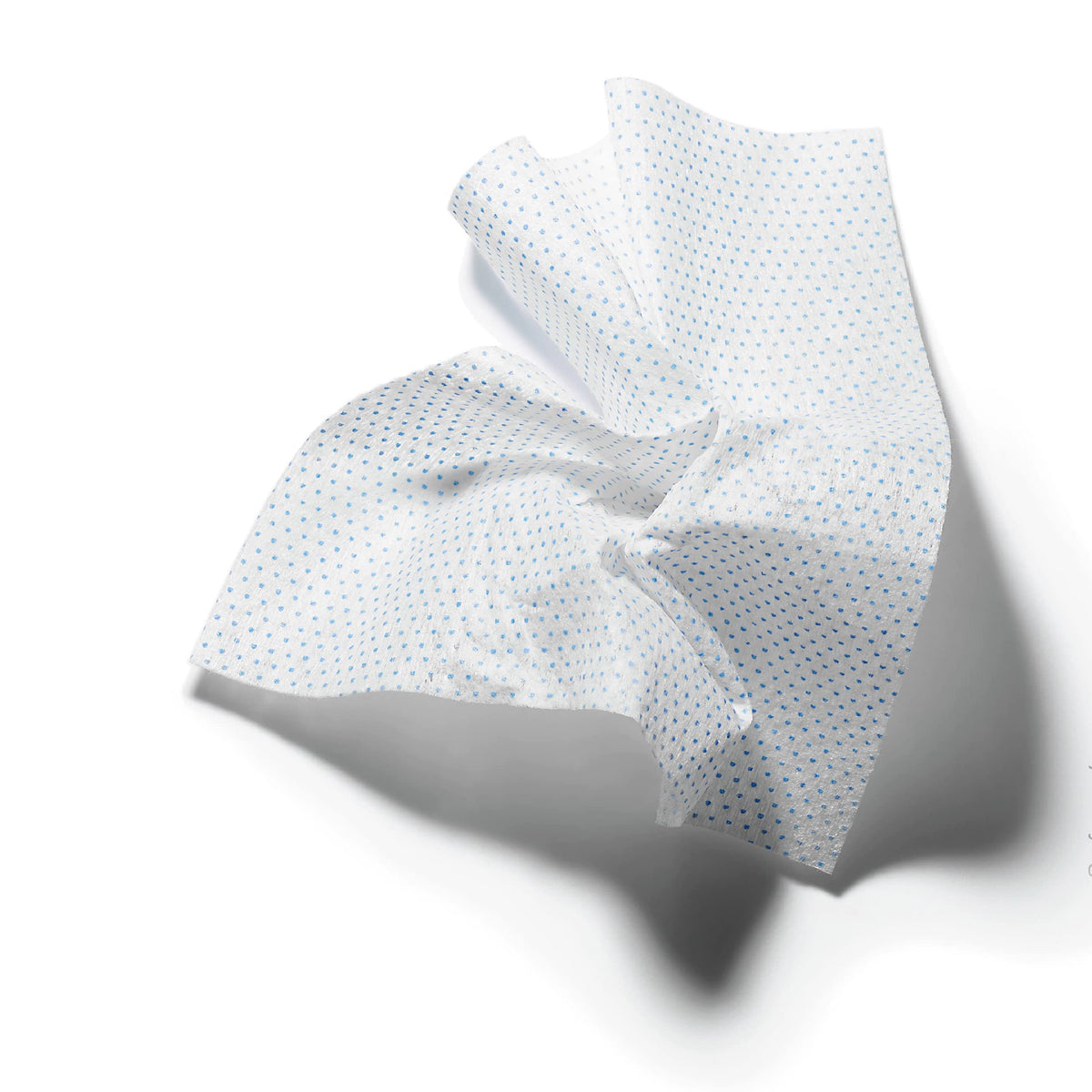 Olay Daily Facial Cleansing Cloths opened with wipes visible
