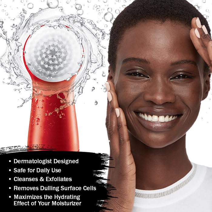 Olay Facial Cleansing Brush Regenerist packaging with product details
