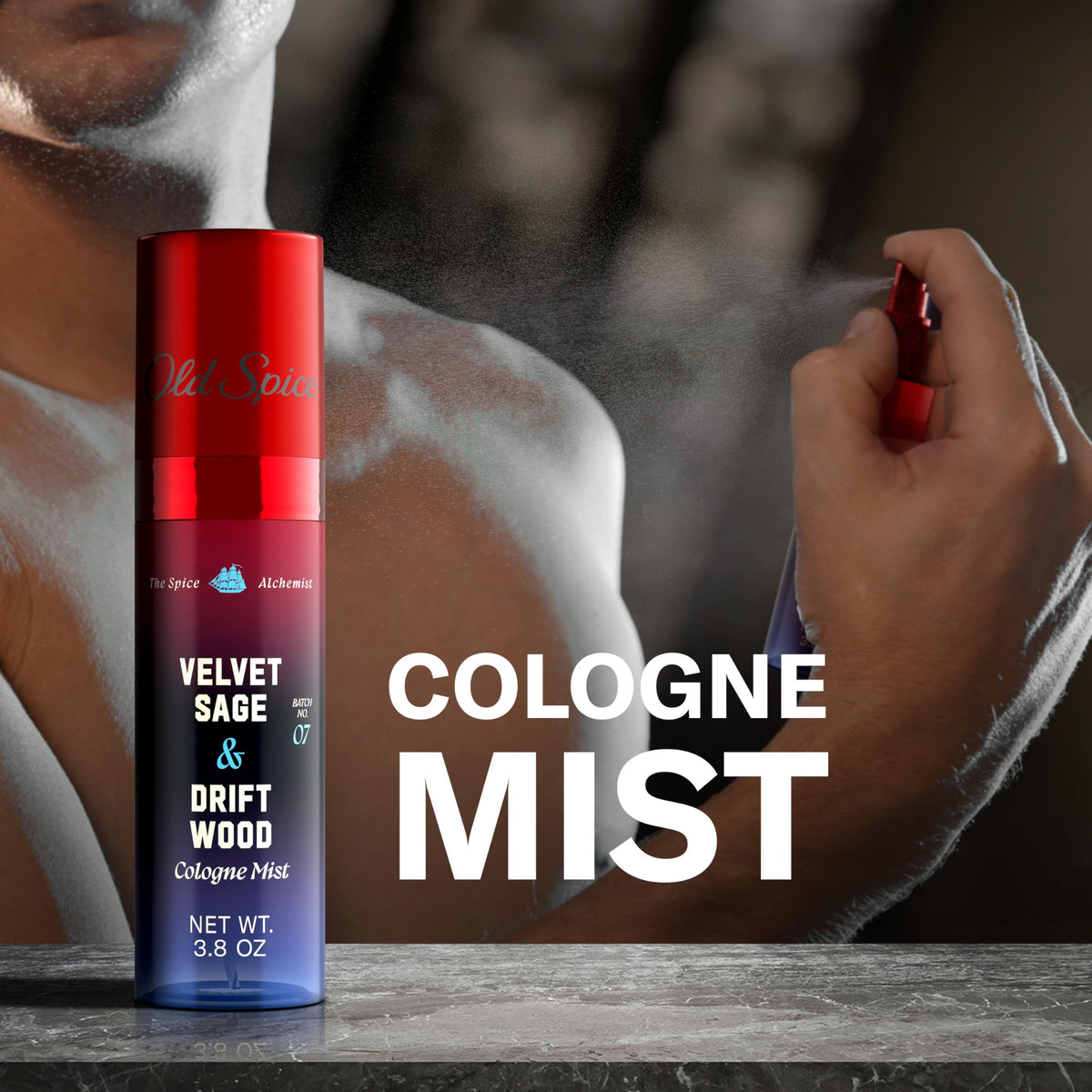 Old Spice Cologne Mist Velvet Sage + Driftwood close-up of nozzle
