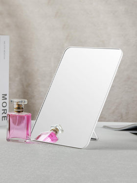 OMIRO desk mirror in a stylish vanity setup