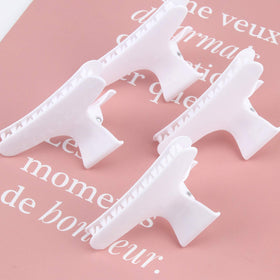 Ondder hair clips in a beauty routine setting