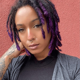 oVertone Vibrant Purple Hair Mask texture close-up
