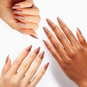 Packaging of OPI xPRESS/ON El Mat-Adoring You press on nails