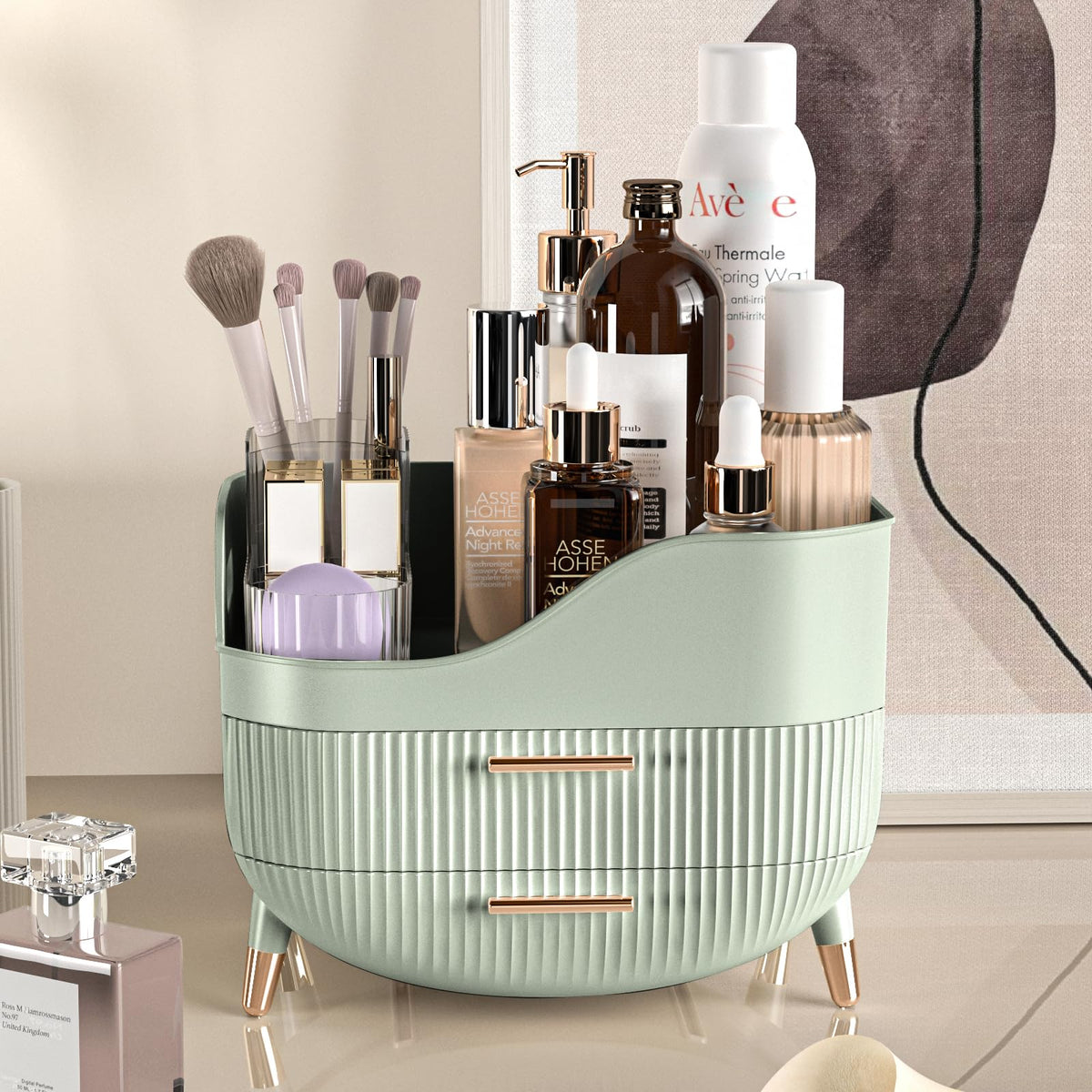 Pajiriona Makeup Organizer in a stylish green finish