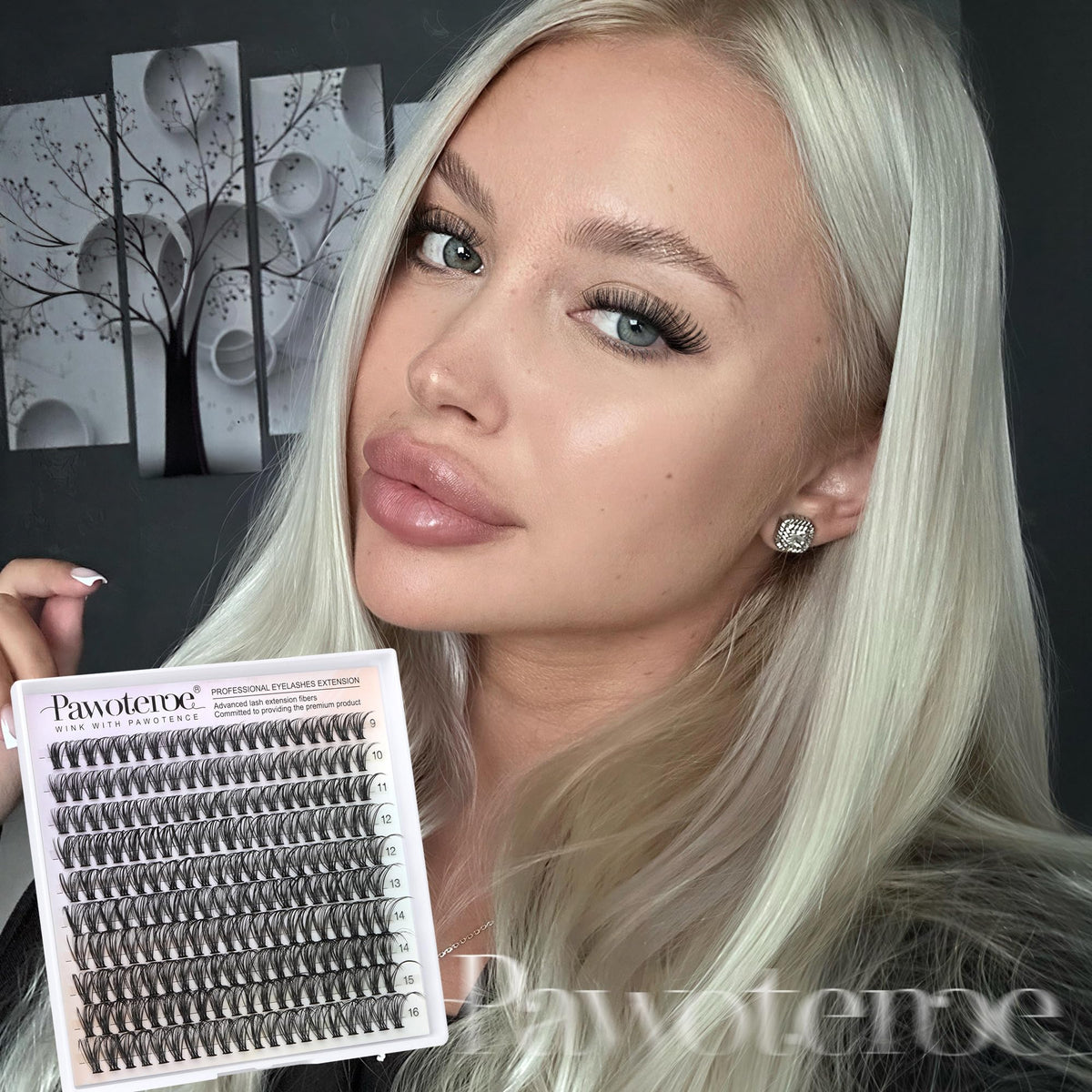 Pawotence Lash Clusters 30D close-up showing texture