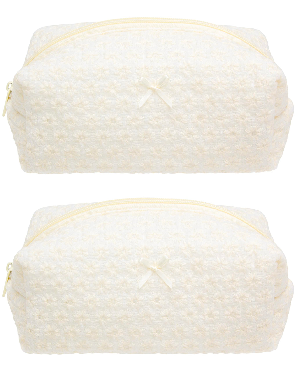 PAZIMIIK Cozy Makeup Bag front view with embroidered daisy design