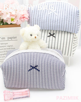PAZIMIIK Cozy Makeup Bag navy blue with toiletries