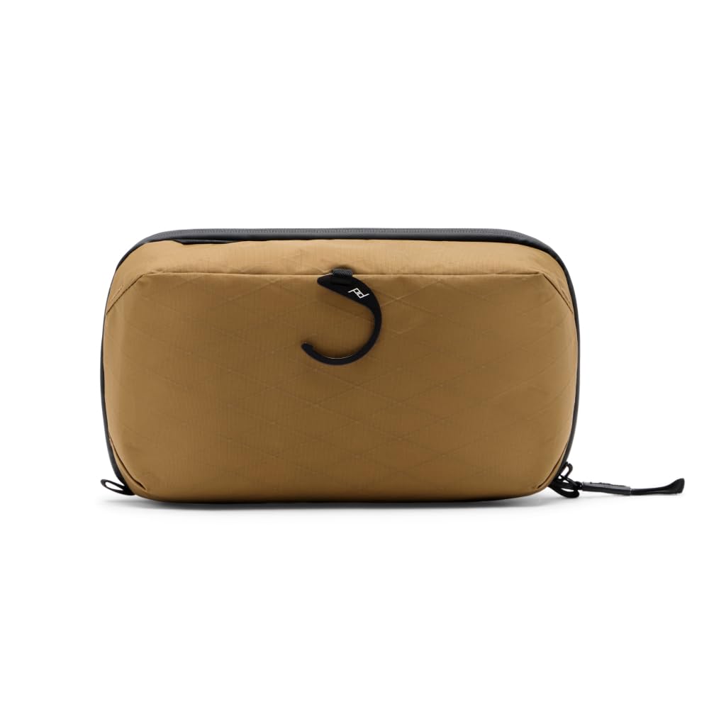 Peak Design Wash Pouch hanging with aluminum hook