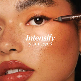 PERSONA Eyeliner Pencil being applied on eyelid