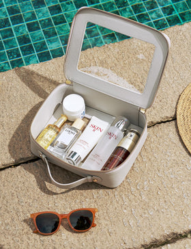 Popvibe Clear Makeup Bag with jewelry and accessories