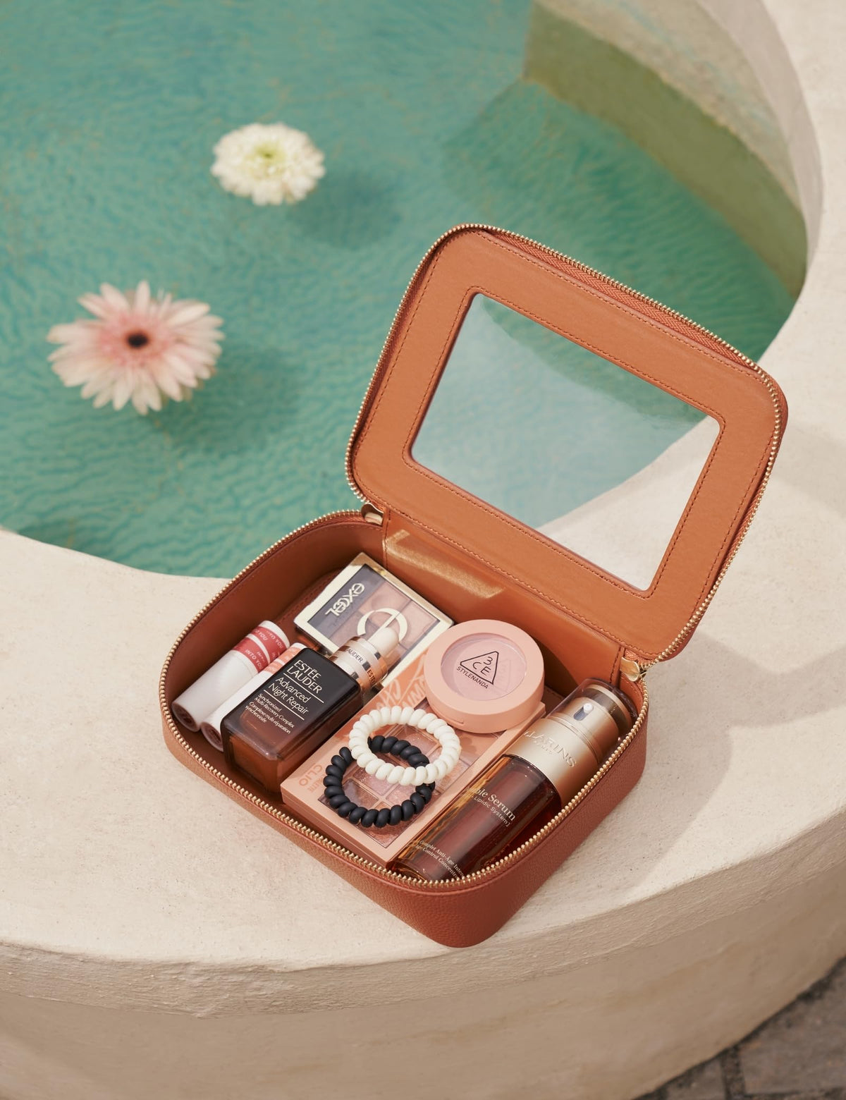 Popvibe Clear Makeup Case set displayed with cosmetics