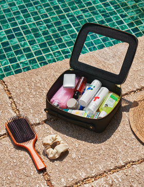 Popvibe Clear Toiletry Bag waterproof material close-up