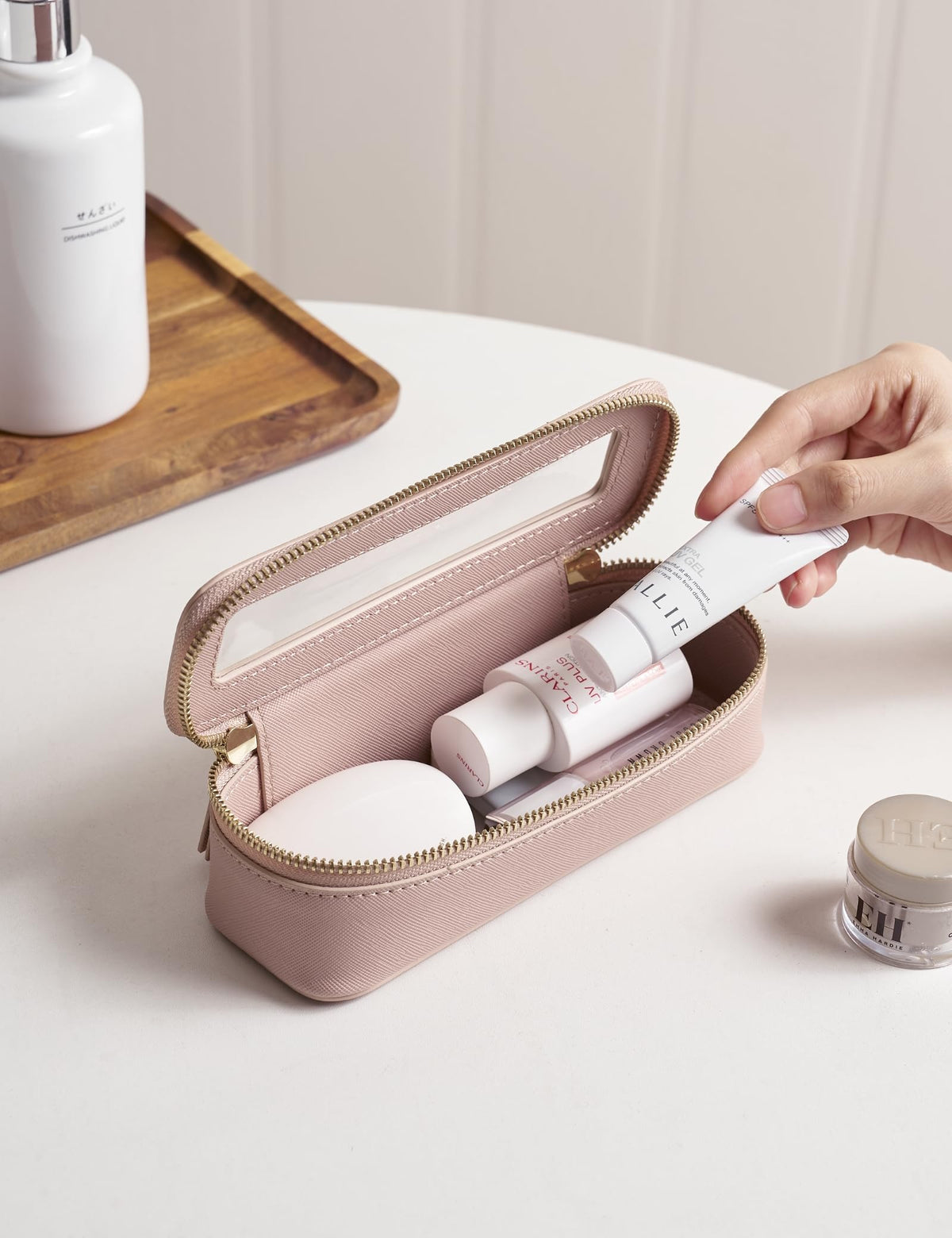 Popvibe Makeup Brush Travel Case showing inside storage compartment