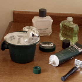 Proraso shaving cream tube packaging